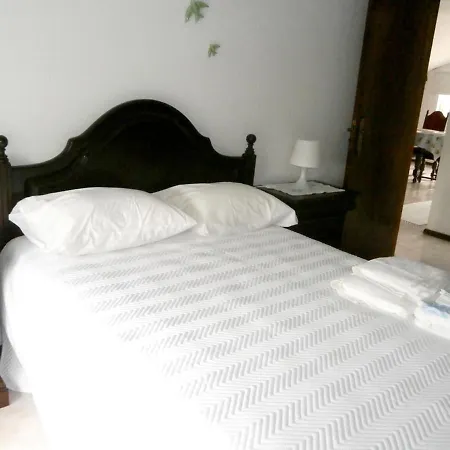 Apartment With 2 Bedrooms In Famalicao With Shared Pool Enclosed Garden And Wifi 5 Km From The Beach Apartment *